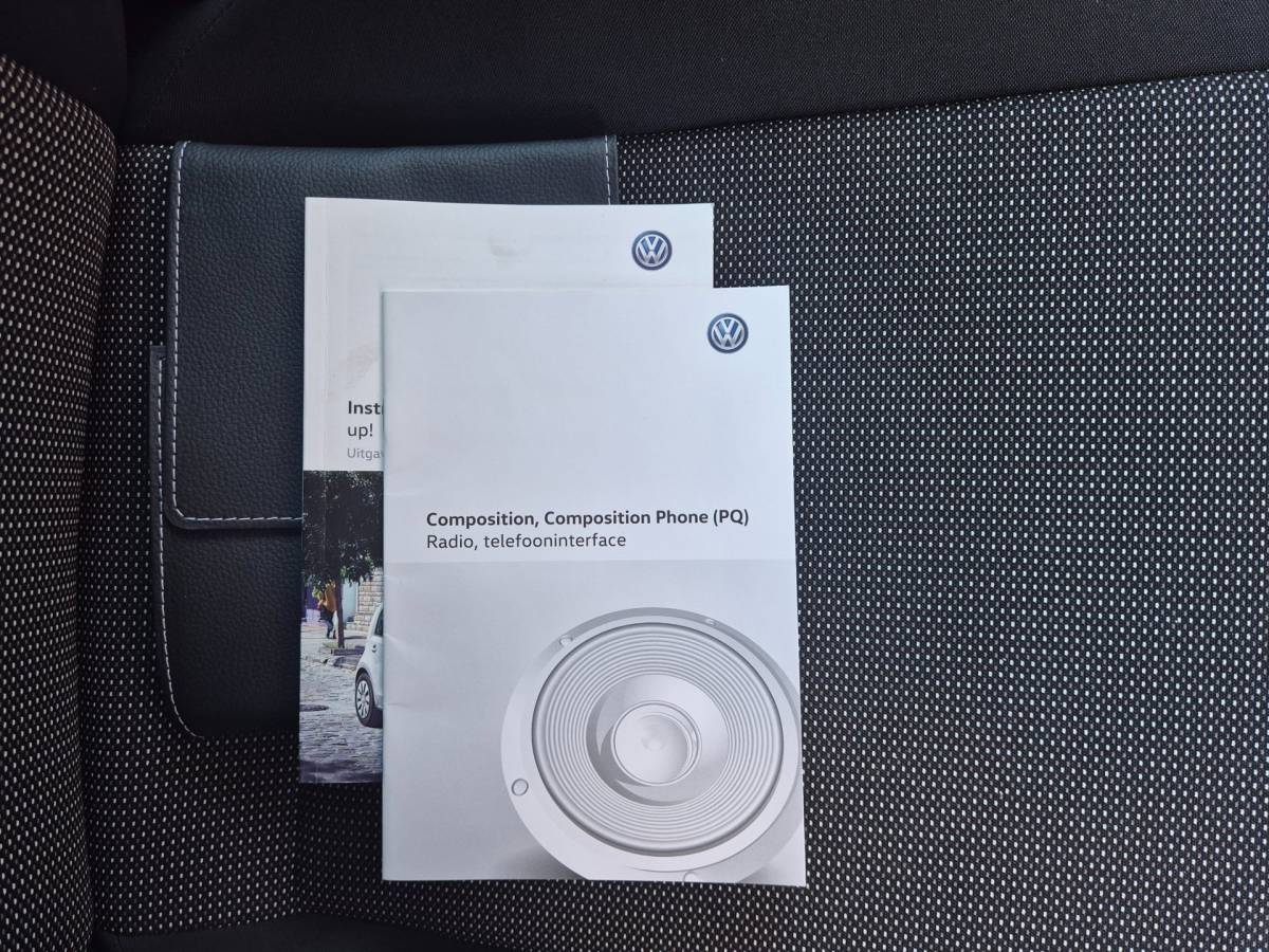 Volkswagen up! Volkswagen Up! 1.0 BMT take up! 60PK 5drs airco, elektr.ramen, radio/cd