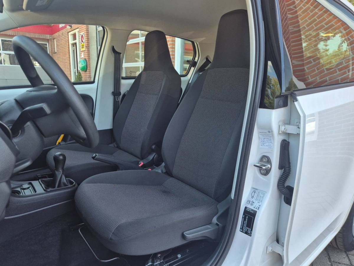Volkswagen up! Volkswagen Up! 1.0 BMT take up! 60PK 5drs airco, elektr.ramen, radio/cd