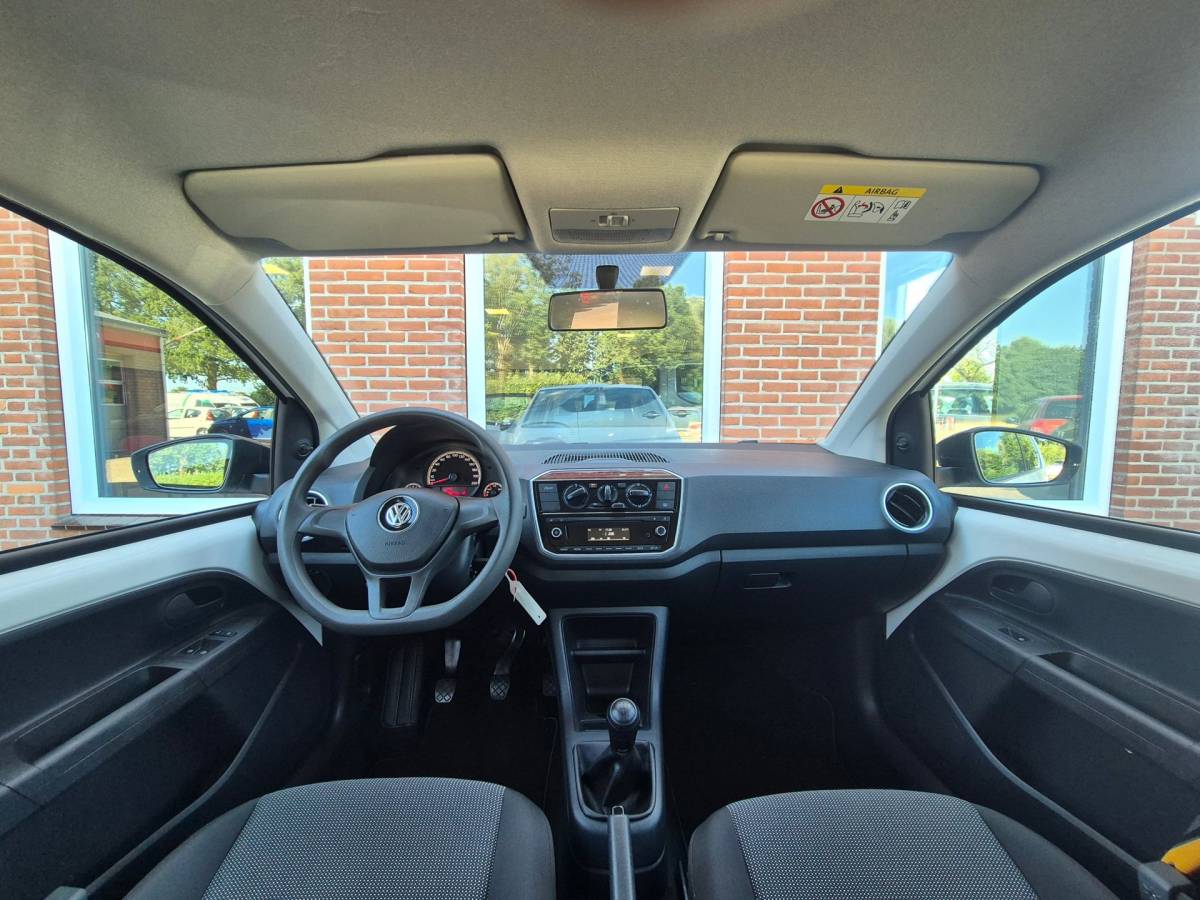 Volkswagen up! Volkswagen Up! 1.0 BMT take up! 60PK 5drs airco, elektr.ramen, radio/cd