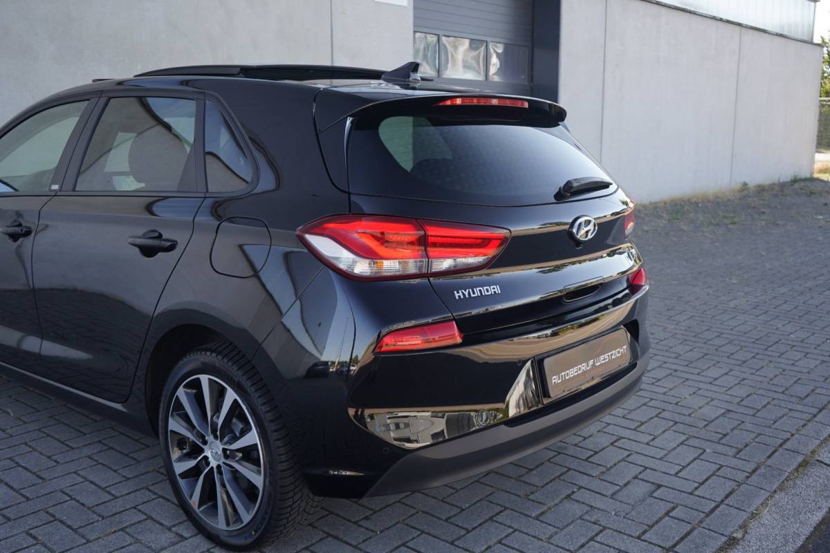 Hyundai i30 Hyundai I30 1.0 T-GDI Yes! 120pk, Panoramadak, Carplay, Led