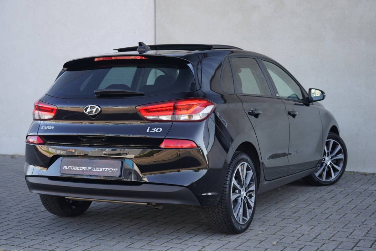 Hyundai i30 Hyundai I30 1.0 T-GDI Yes! 120pk, Panoramadak, Carplay, Led