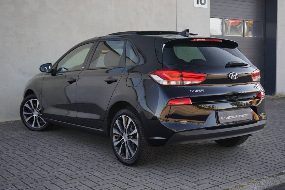 Hyundai i30 Hyundai I30 1.0 T-GDI Yes! 120pk, Panoramadak, Carplay, Led