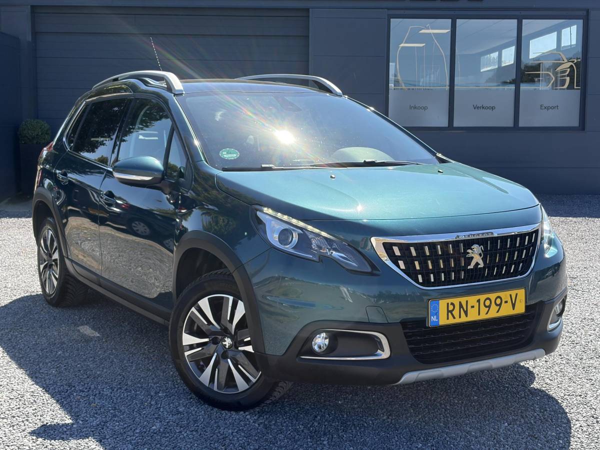 Peugeot 2008 Peugeot 2008 1.2 PureTech Allure D-riem vv in 02-2026 l Pano l Carplay l Camera l Halfleder l 110pk l Dealer Onderhouden l 2e Eigenaar l Navi l Clima l Cruise l Pdc l Lm velgen l Apk tot 02-2027