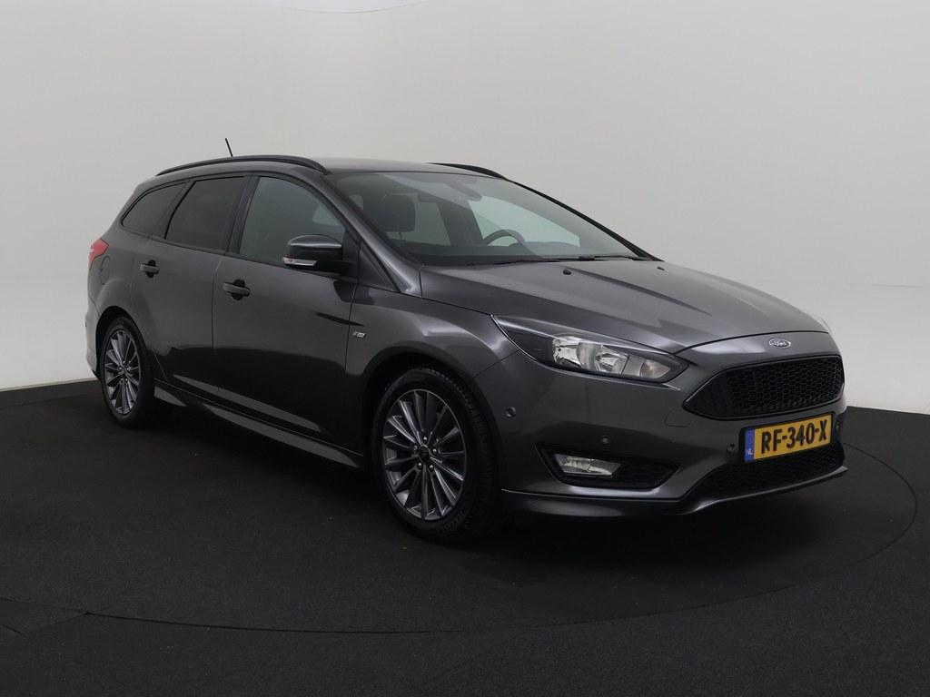 Ford Focus Ford Focus Wagon 1.5 ST-Line 150pk Trekhaak/Nav/Vooruitverw/Ecc/ Carplay