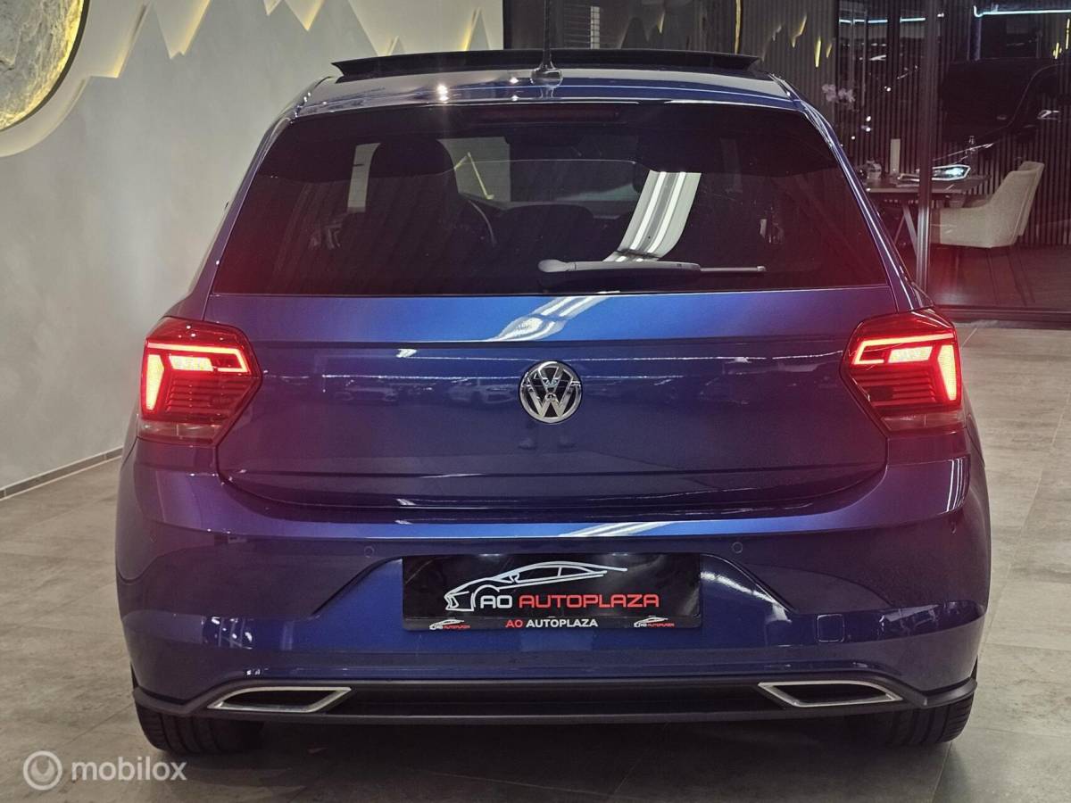 Volkswagen Polo Volkswagen Polo 1.0 TSI DSG R-line Panoramadak/Virtual/PDC