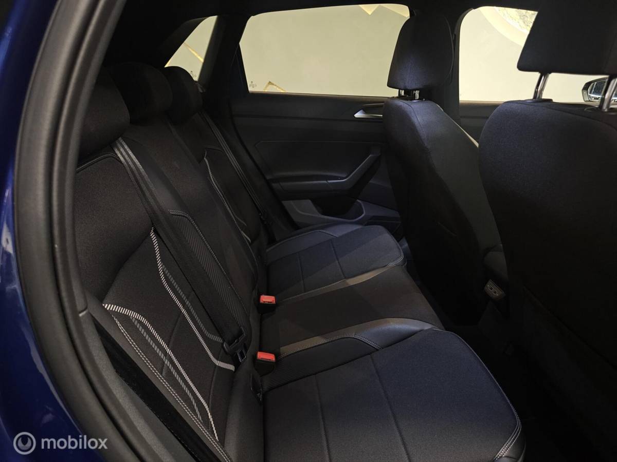 Volkswagen Polo Volkswagen Polo 1.0 TSI DSG R-line Panoramadak/Virtual/PDC