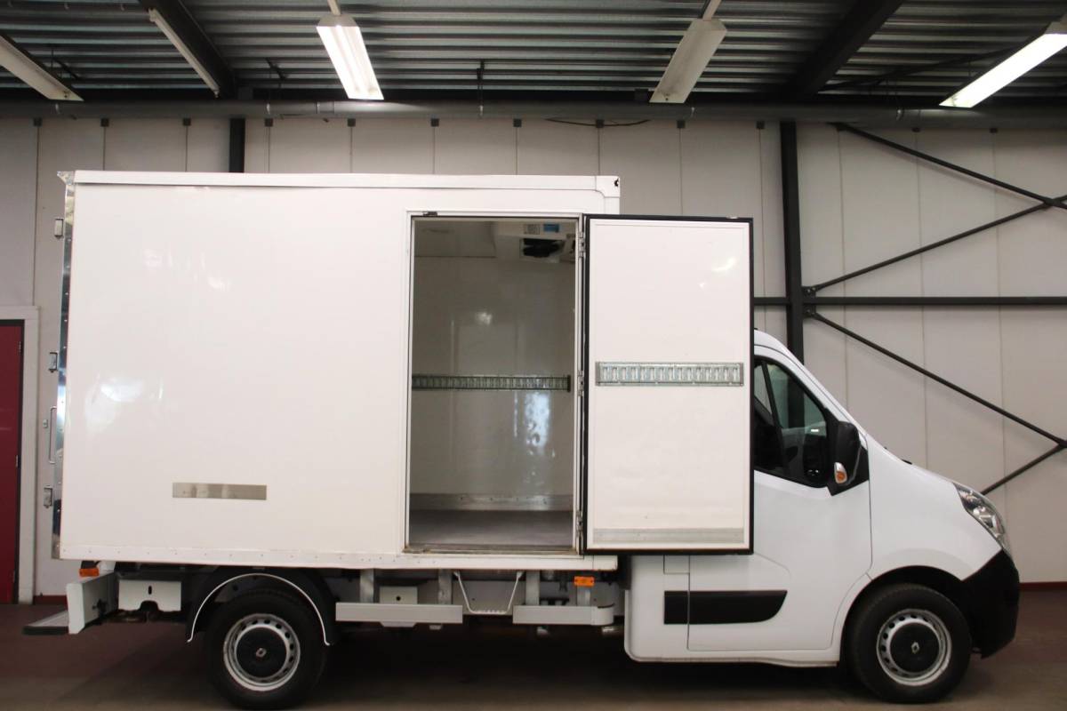 Renault Master Renault Master 2.3 dCi VRIESWAGEN KOELWAGEN DAG NACHT Renault Master T35 2.3 dCi VRIESWAGEN KOELWAGEN DAG NACHT
