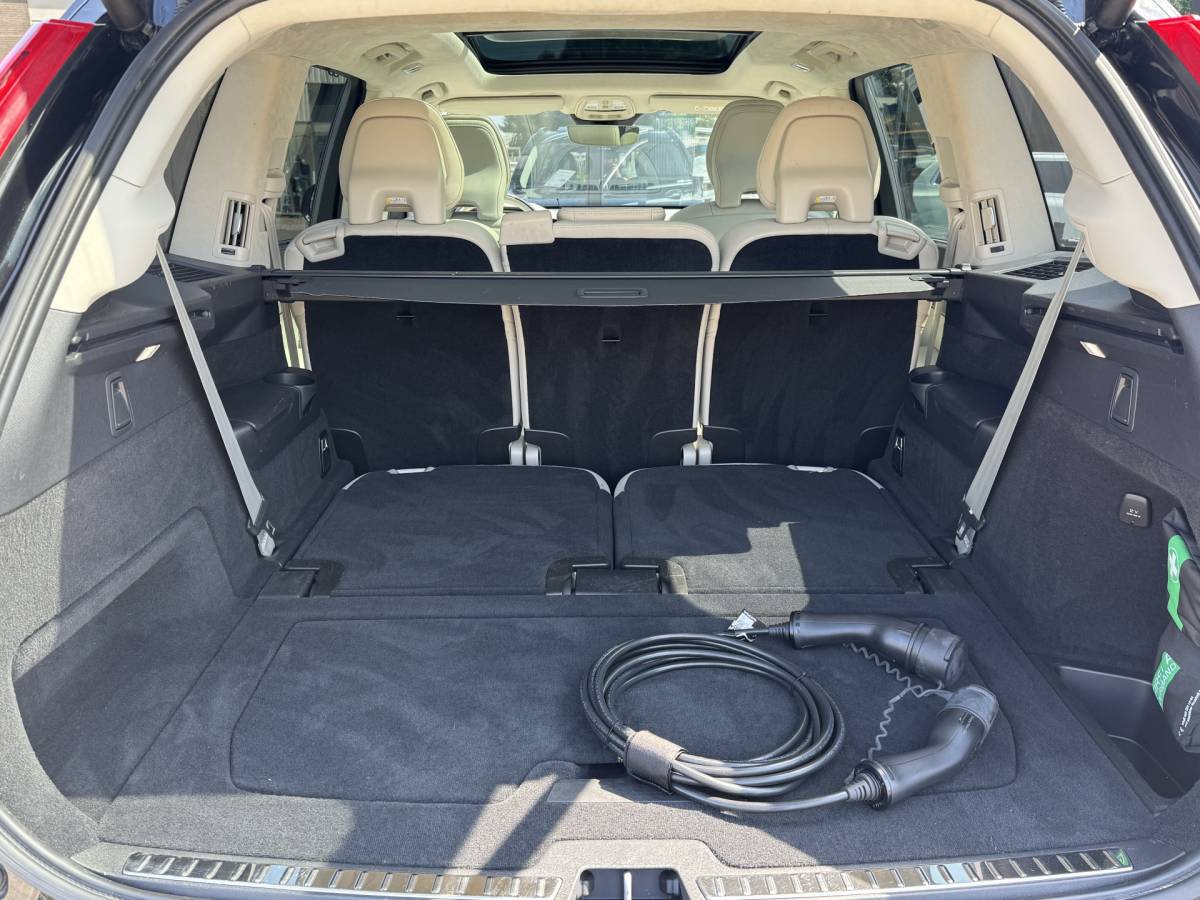 Volvo XC90 Volvo XC90 2.0 T8 Recharge AWD Ultimate Dark | Pano | SoH 100% |