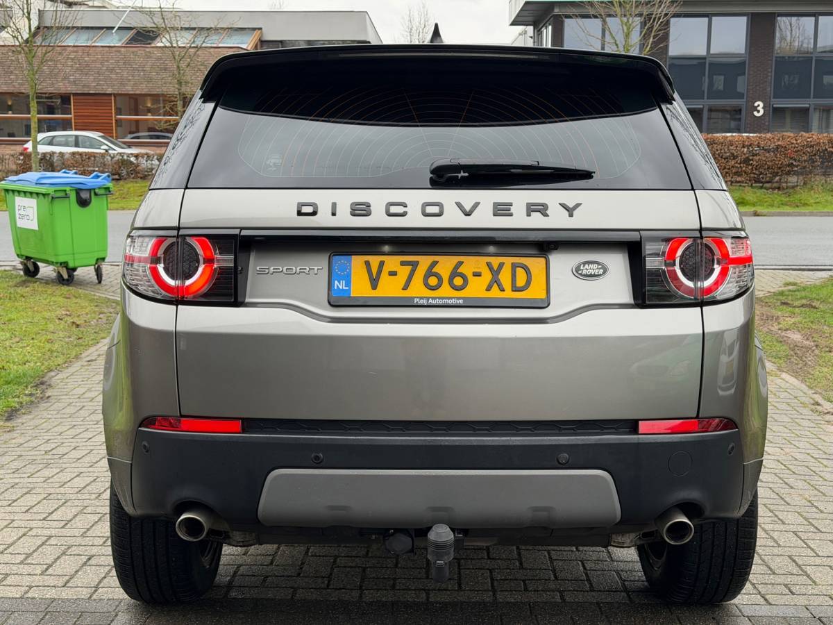 Land Rover Discovery Sport Land Rover Discovery Sport Grijs Kenteken / Automaat 2.0 TD4 Urban Series SE Dynamic|Pano