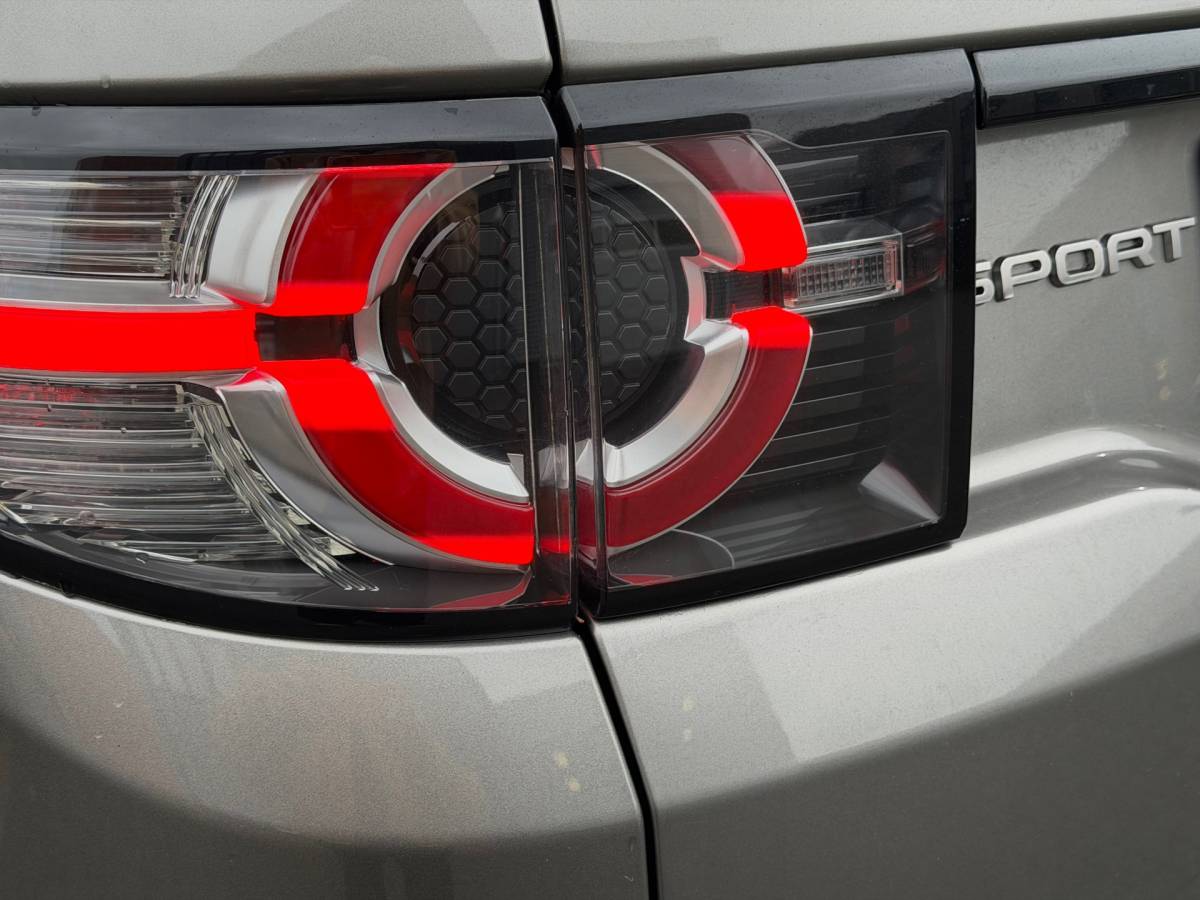 Land Rover Discovery Sport Land Rover Discovery Sport Grijs Kenteken / Automaat 2.0 TD4 Urban Series SE Dynamic|Pano