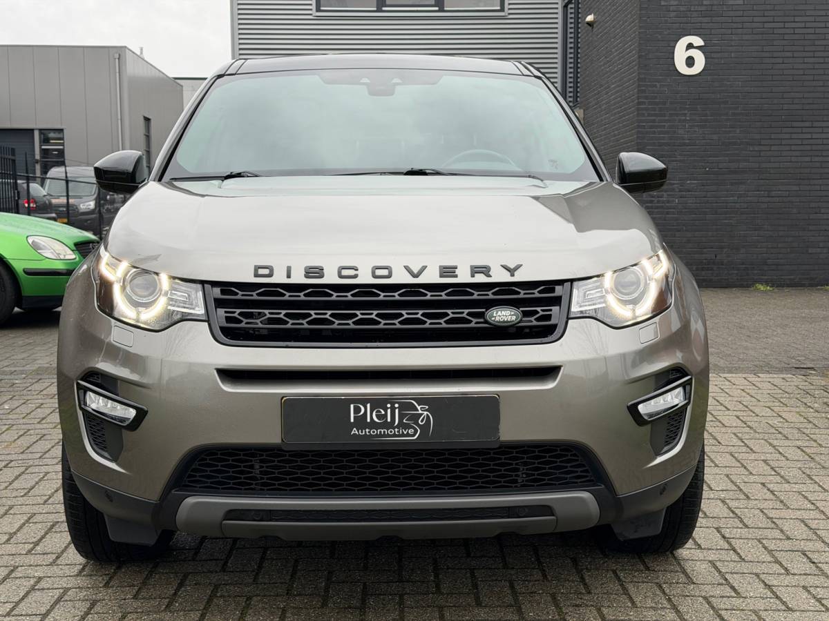Land Rover Discovery Sport Land Rover Discovery Sport Grijs Kenteken / Automaat 2.0 TD4 Urban Series SE Dynamic|Pano
