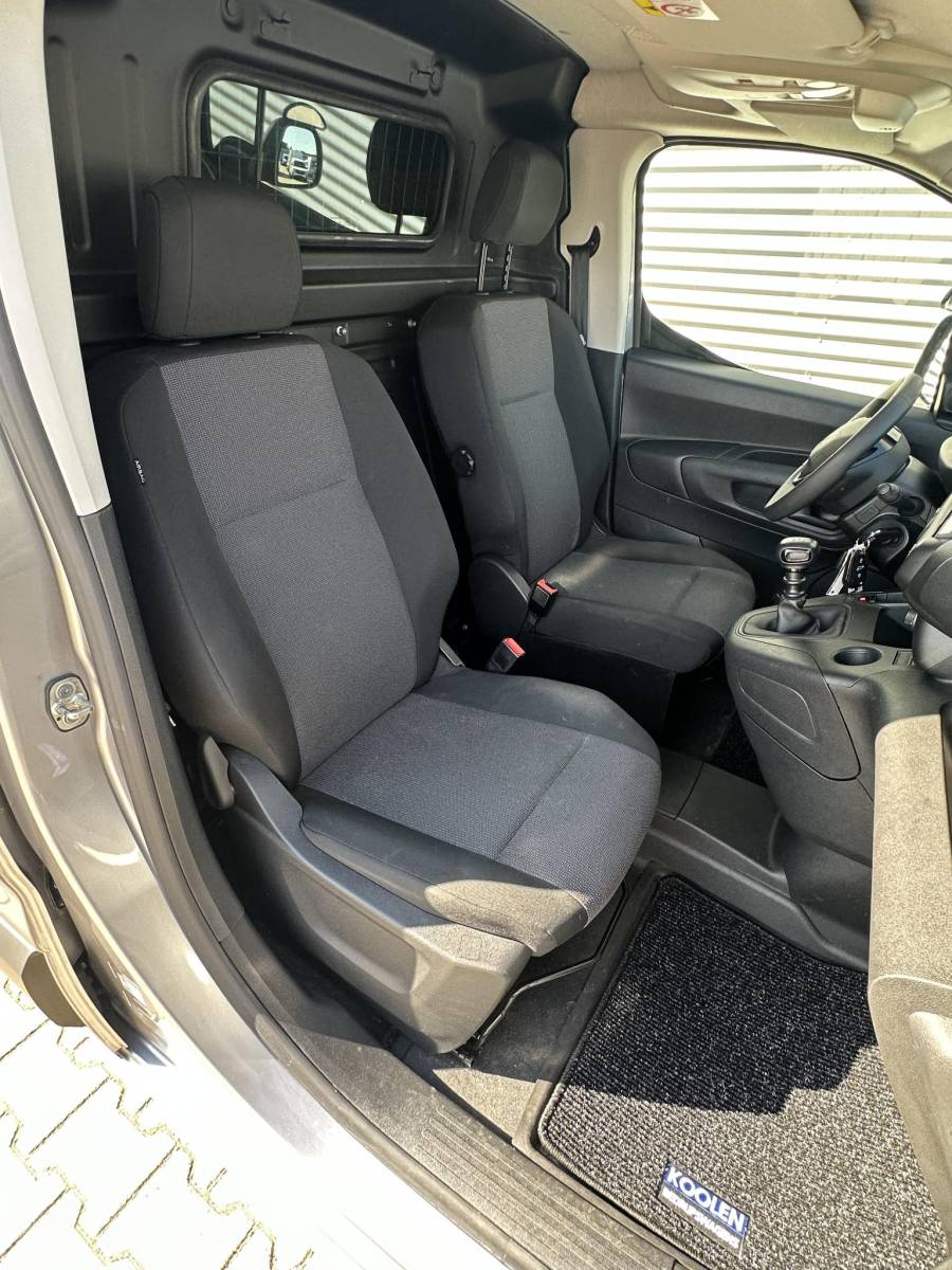 Peugeot Partner Peugeot Partner 1.5 BlueHDI Pro Airco|Navi|Cruise MARGE btw vrij
