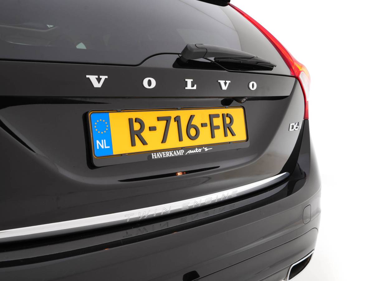 Volvo V60 Volvo V60 2.4 D6 Twin Engine Summum AWD Aut. *PANO | LEATHER | XENON | ADAPTIVE-CRUISE | HARMAN/KARDON-AUDIO  | BLIS | MEMORY-PACK | HEATED-COMFORTSEATS | CAMERA | PRIVACY-GLASS | NAVI-FULLMAP | ECC | ENTERTAINMENT-PACK |  PDC | 17