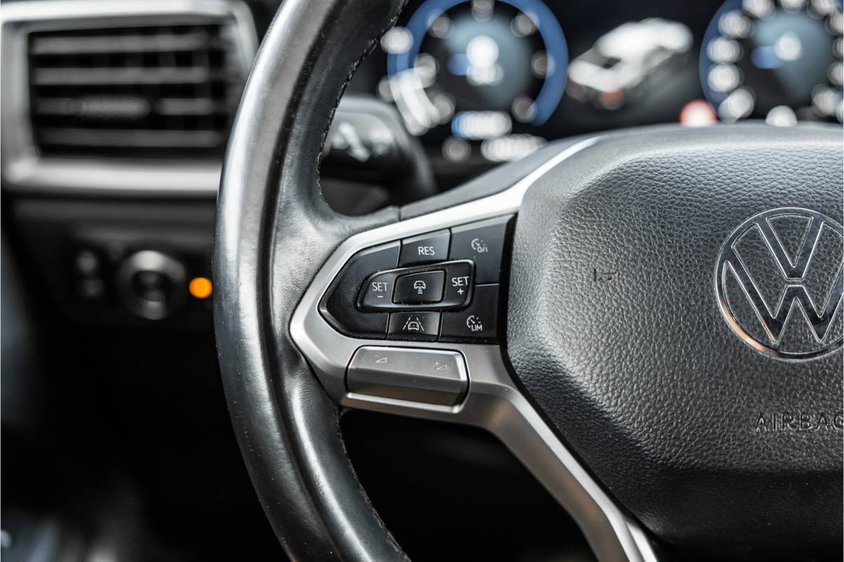 Volkswagen Amarok Volkswagen Amarok 3.0 TDI 4Motion | ACC | Side Assist | 360 Camera | Trekhaak | Harman Kardon | 20” velgen | Grijs kenteken | CarPlay | Lederen bekleding | Navigatie | Elek stoelen | LED Koplampen | Nieuwe APK