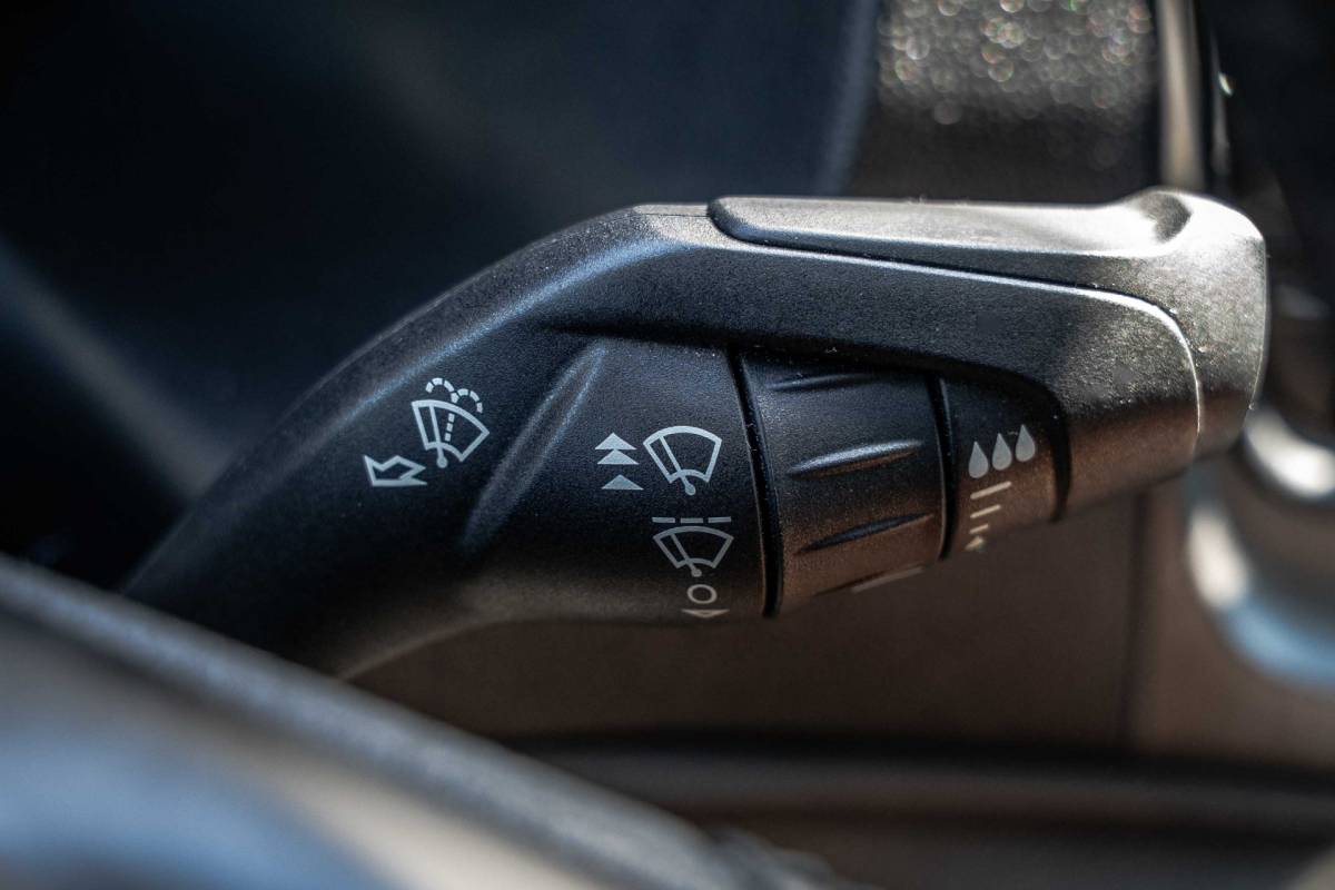 Ford Transit Ford Transit | L3H3 |  130Pk | Inrichting | 3-Zits | Camera | Cruise | PDC | Airco