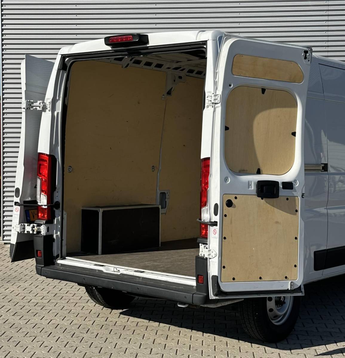 Fiat Ducato Fiat Ducato 2.2 MultiJet 140PK S&S L2H2 3.5t