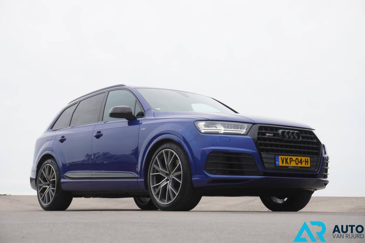 Audi SQ7 Audi SQ7 4.0 TDI quattro * Grijs kenteken * V8 * RS-Seats