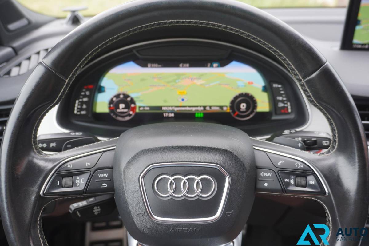 Audi SQ7 Audi SQ7 4.0 TDI quattro * Grijs kenteken * V8 * RS-Seats