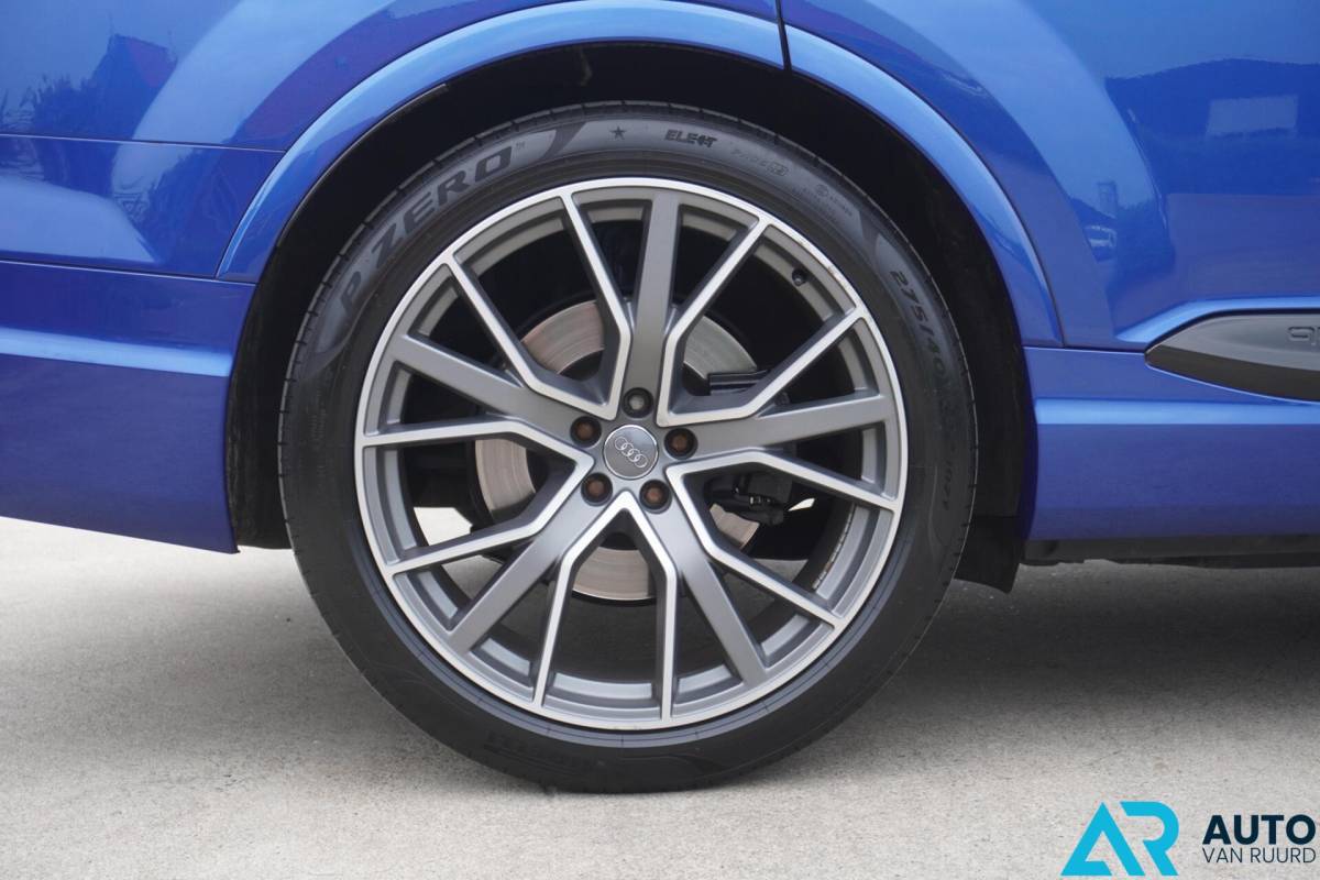 Audi SQ7 Audi SQ7 4.0 TDI quattro * Grijs kenteken * V8 * RS-Seats