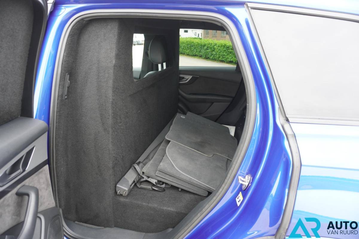 Audi SQ7 Audi SQ7 4.0 TDI quattro * Grijs kenteken * V8 * RS-Seats