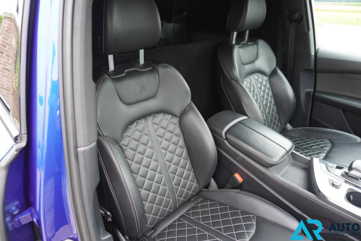 Audi SQ7 Audi SQ7 4.0 TDI quattro * Grijs kenteken * V8 * RS-Seats