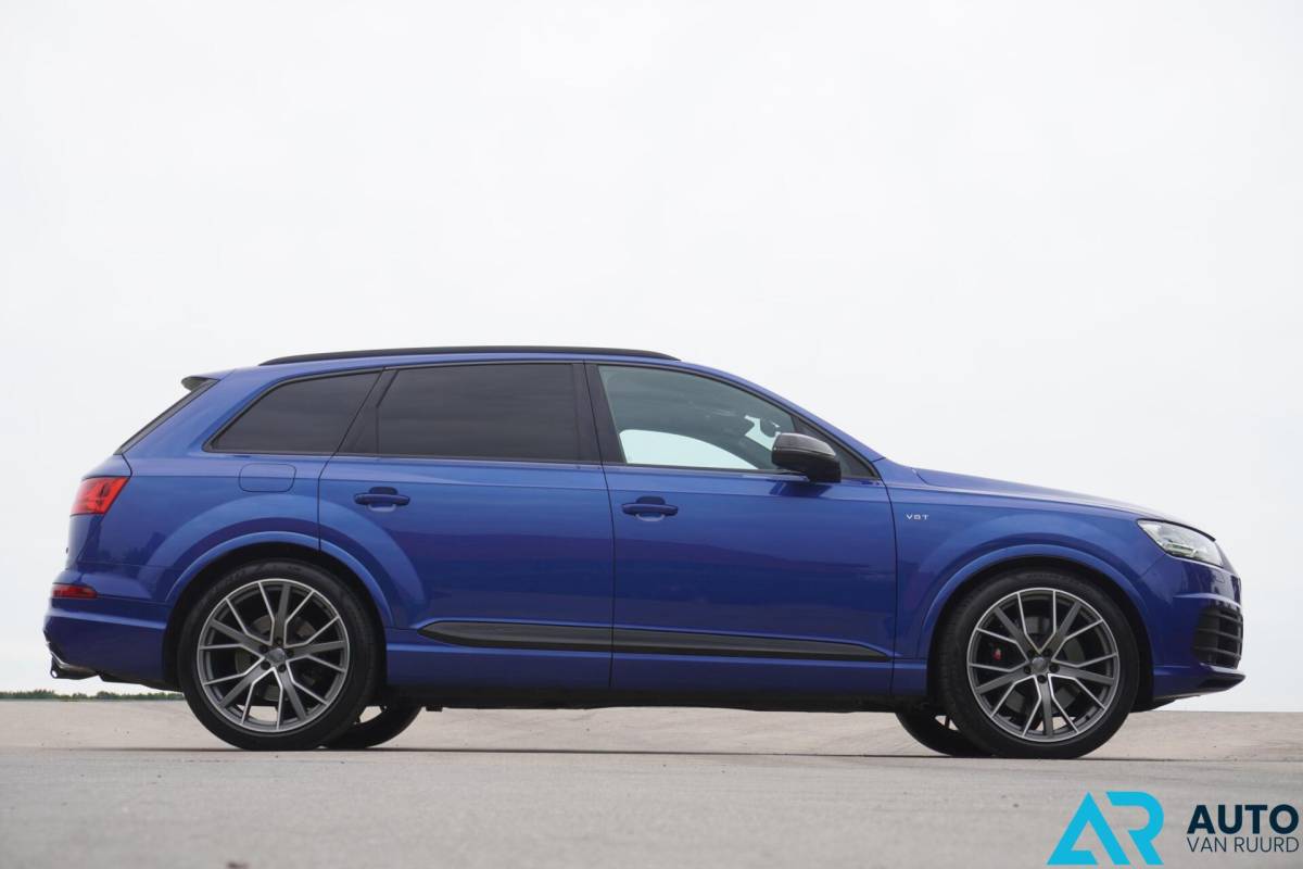 Audi SQ7 Audi SQ7 4.0 TDI quattro * Grijs kenteken * V8 * RS-Seats