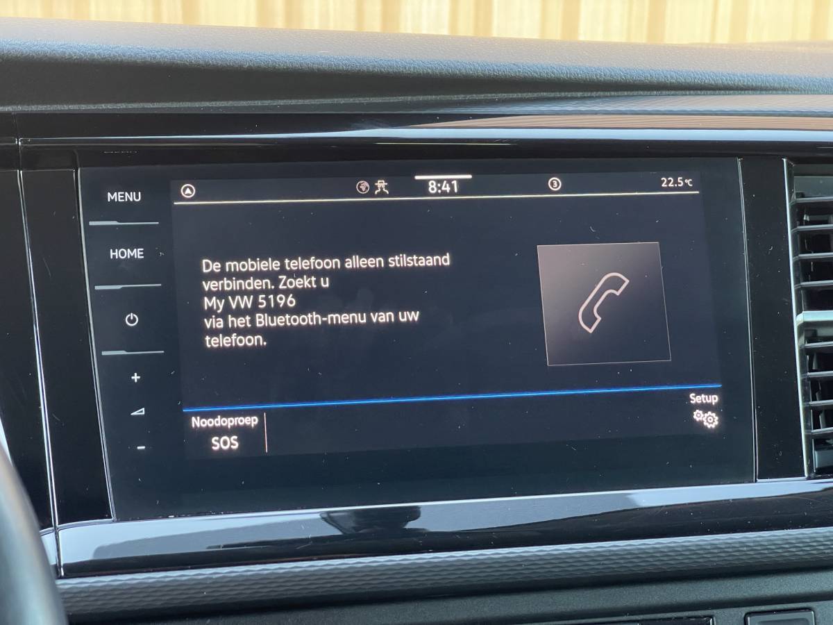 Volkswagen Transporter Volkswagen Transporter 2.0 TDI L2H1 30 DC | BPM Vrij | Bulli | Bear Lock | Apple Carplay | Cruise Control Adaptief | Voorruit Verwarming | Achteruitrij Camera |