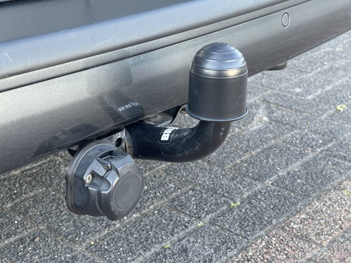 Volkswagen Transporter Volkswagen Transporter 2.0 TDI L2H1 30 DC | BPM Vrij | Bulli | Bear Lock | Apple Carplay | Cruise Control Adaptief | Voorruit Verwarming | Achteruitrij Camera |