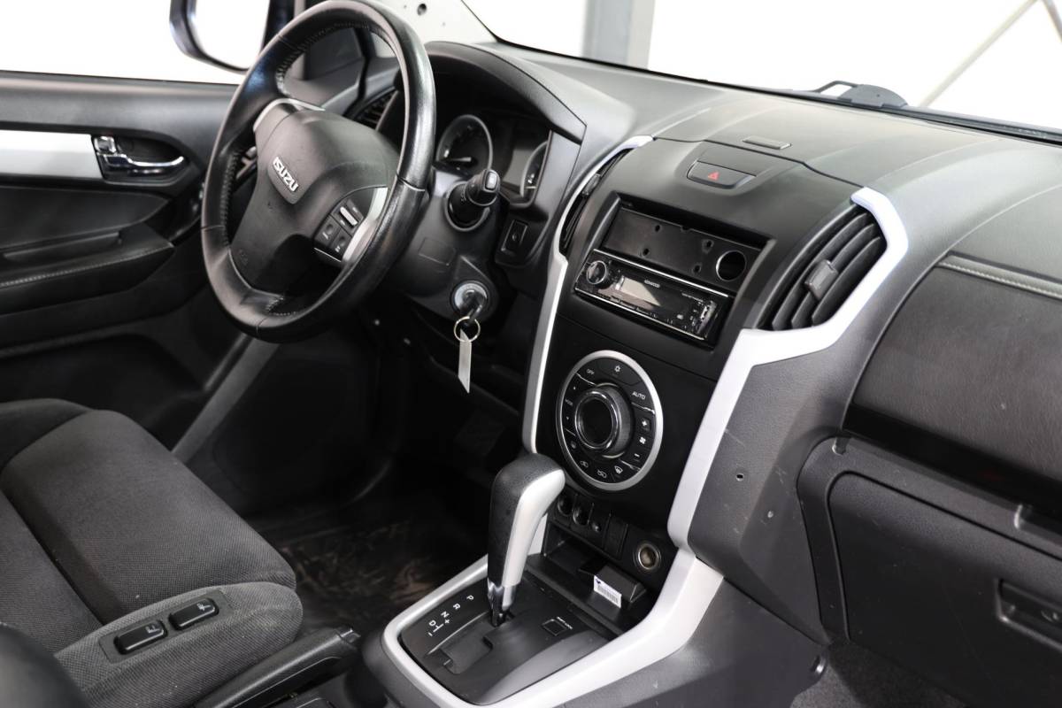 Isuzu D-Max Isuzu D-Max 1.9 Extended Cab AUTOMAAT 3500KG TREKHAAK EURO 6