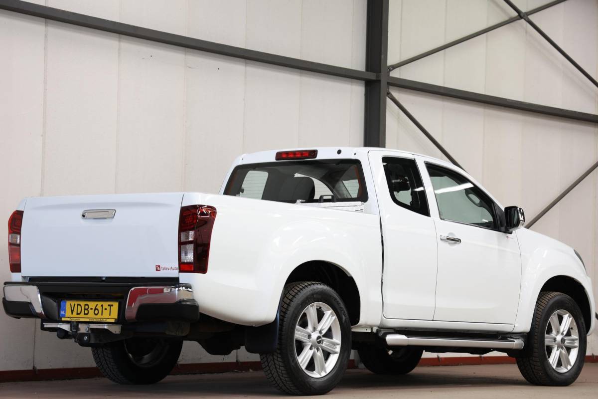 Isuzu D-Max Isuzu D-Max 1.9 Extended Cab AUTOMAAT 3500KG TREKHAAK EURO 6