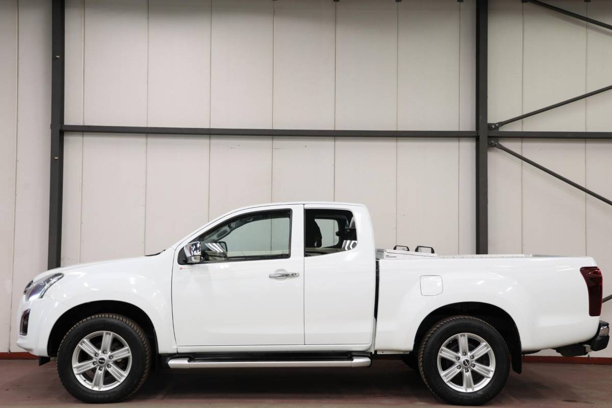 Isuzu D-Max Isuzu D-Max 1.9 Extended Cab AUTOMAAT 3500KG TREKHAAK EURO 6