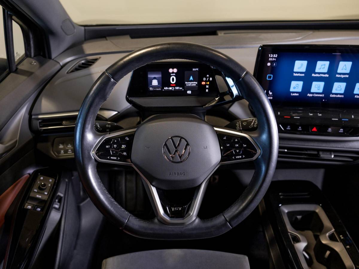 Volkswagen ID.4 Volkswagen ID.4 Max 77 kWh SoH 95% 204pk / Panoramadak / Head up display / Memory / Achteruitrijcamera / Navigatie / Apple carplay /