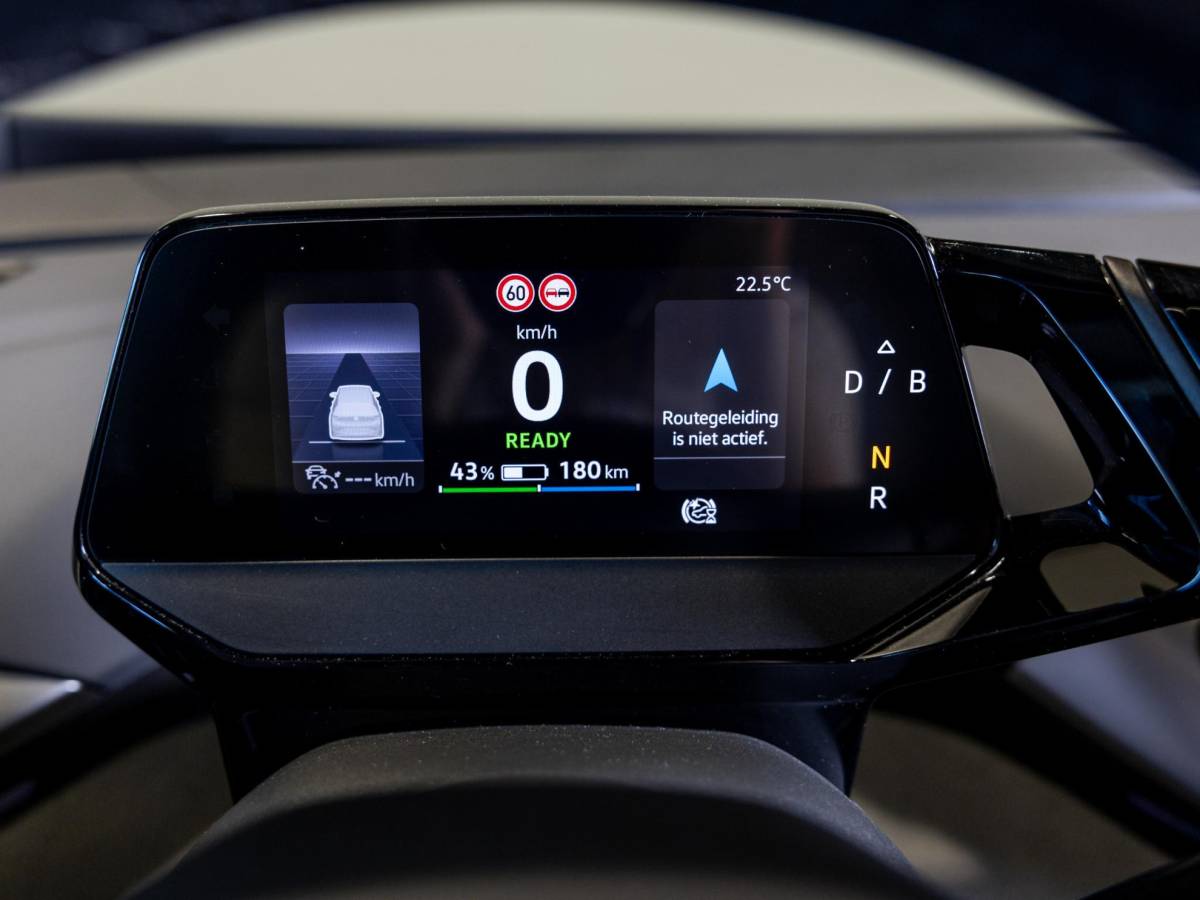 Volkswagen ID.4 Volkswagen ID.4 Max 77 kWh SoH 95% 204pk / Panoramadak / Head up display / Memory / Achteruitrijcamera / Navigatie / Apple carplay /
