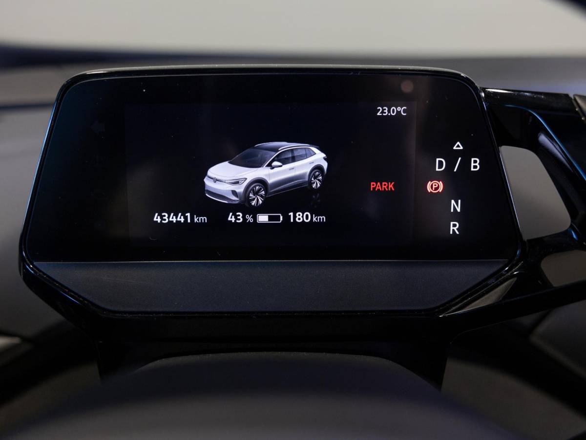 Volkswagen ID.4 Volkswagen ID.4 Max 77 kWh SoH 95% 204pk / Panoramadak / Head up display / Memory / Achteruitrijcamera / Navigatie / Apple carplay /