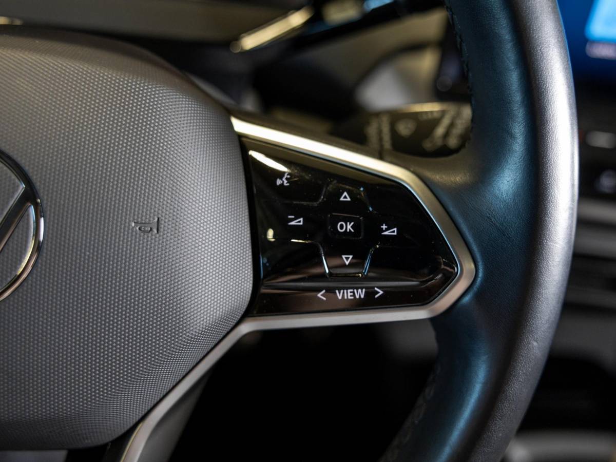 Volkswagen ID.4 Volkswagen ID.4 Max 77 kWh SoH 95% 204pk / Panoramadak / Head up display / Memory / Achteruitrijcamera / Navigatie / Apple carplay /