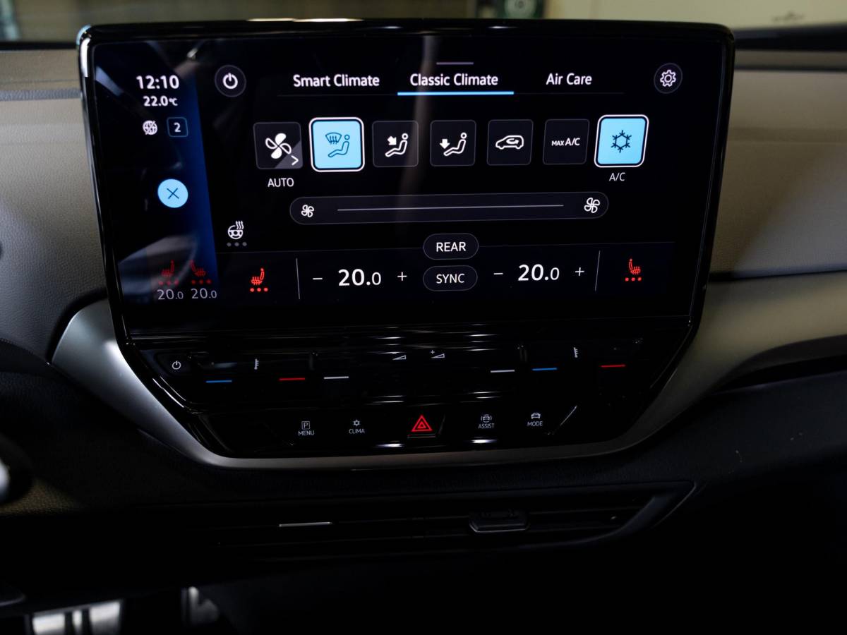 Volkswagen ID.4 Volkswagen ID.4 Max 77 kWh SoH 95% 204pk / Panoramadak / Head up display / Memory / Achteruitrijcamera / Navigatie / Apple carplay /