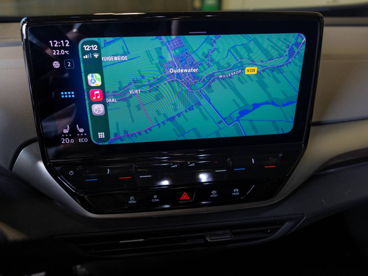 Volkswagen ID.4 Volkswagen ID.4 Max 77 kWh SoH 95% 204pk / Panoramadak / Head up display / Memory / Achteruitrijcamera / Navigatie / Apple carplay /