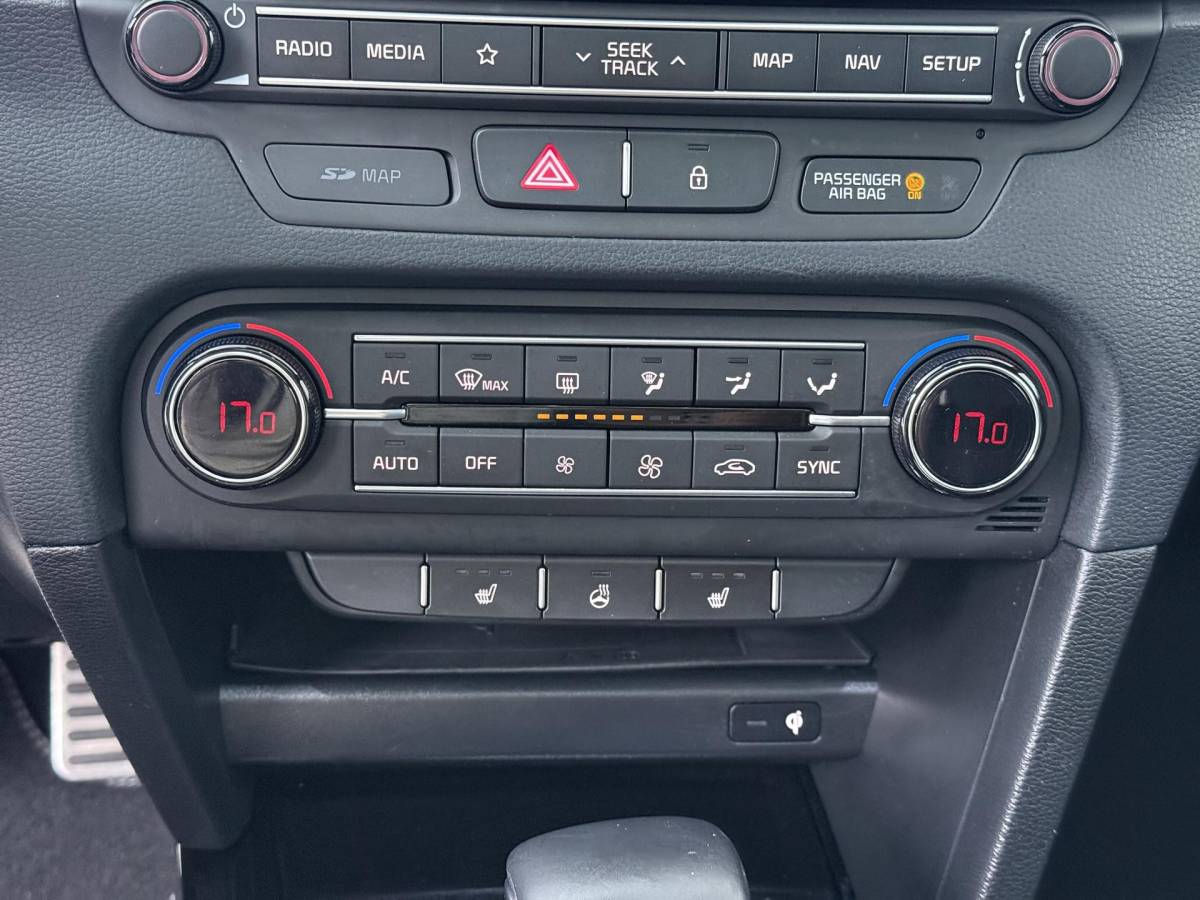 Kia ProCeed Kia ProCeed 1.4 T-GDI GT-PlusLine Automaat – Schuif-/kanteldak – Navigatie – Stoelverwarming – LED koplampen
