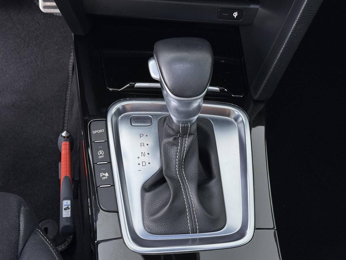 Kia ProCeed Kia ProCeed 1.4 T-GDI GT-PlusLine Automaat – Schuif-/kanteldak – Navigatie – Stoelverwarming – LED koplampen