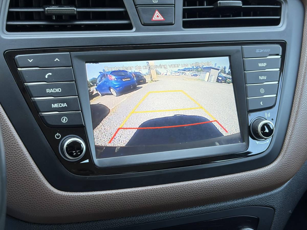 Hyundai i20 Hyundai i20 1.0 T-GDI Comfort 2e Eigenaar l Trekhaak l Navi l Camera l Carplay l Clima l Cruise l Rijstrooksensor l Pdc l N.A.P l Apk tot 05-2027