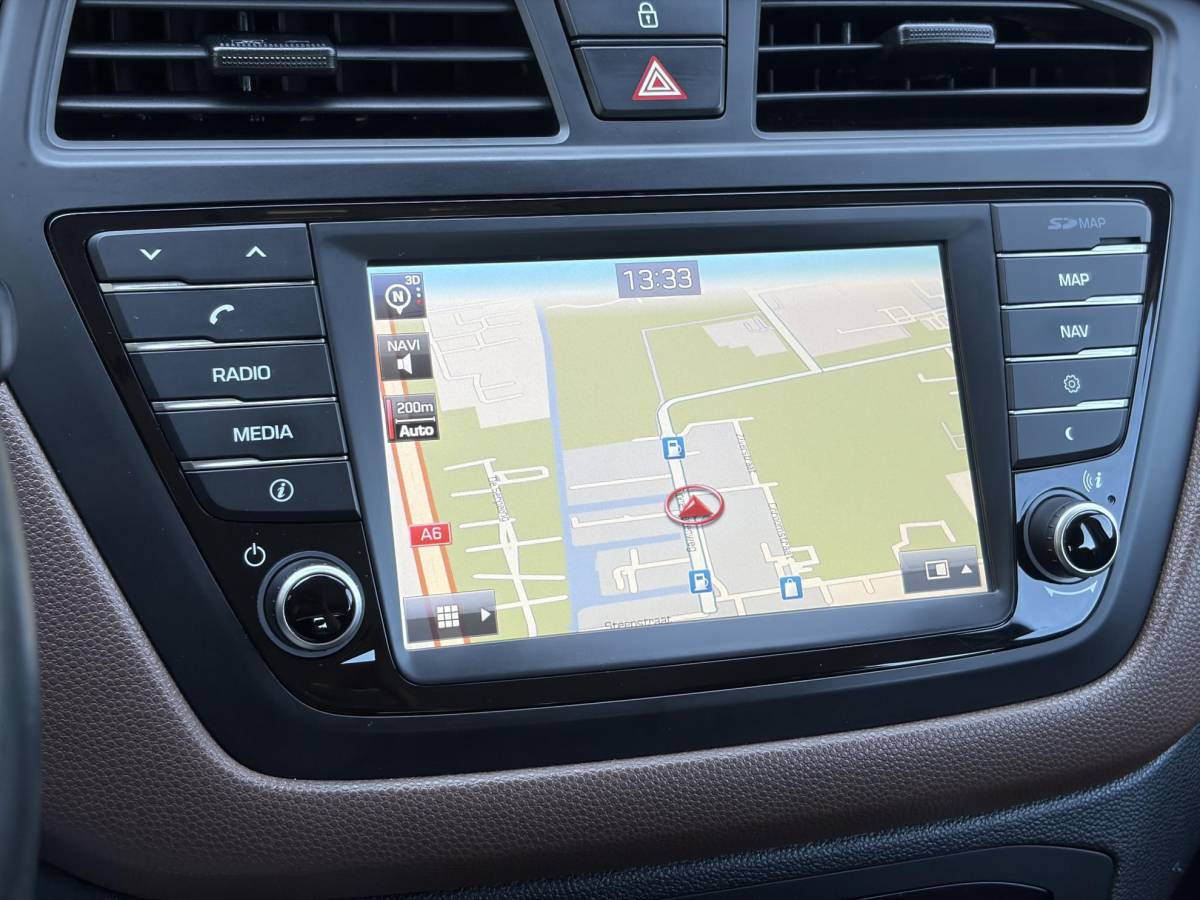 Hyundai i20 Hyundai i20 1.0 T-GDI Comfort 2e Eigenaar l Trekhaak l Navi l Camera l Carplay l Clima l Cruise l Rijstrooksensor l Pdc l N.A.P l Apk tot 05-2027