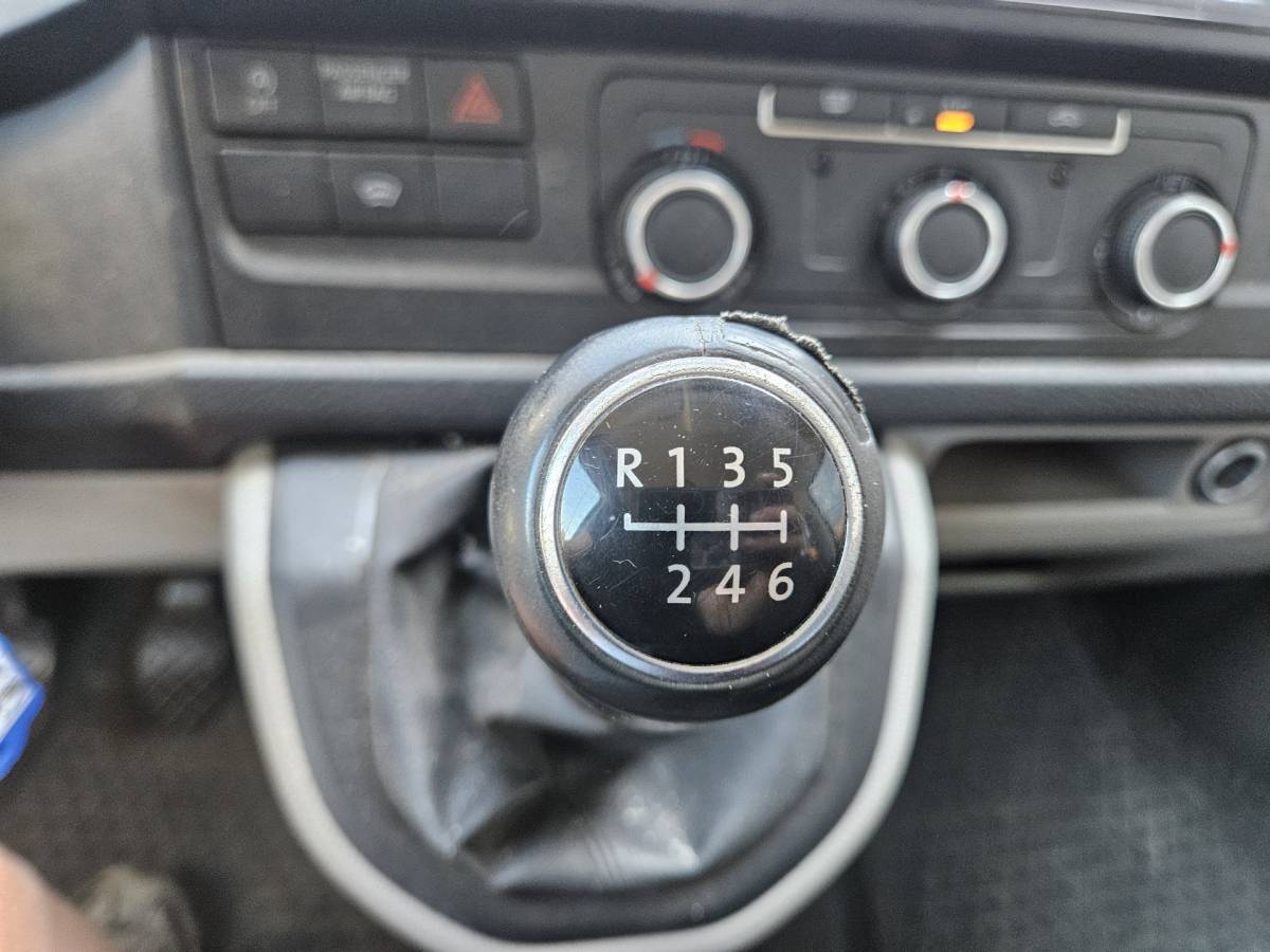 Volkswagen Transporter Volkswagen Transporter 2.0 TDI L2H1 DC Comfortline Plus