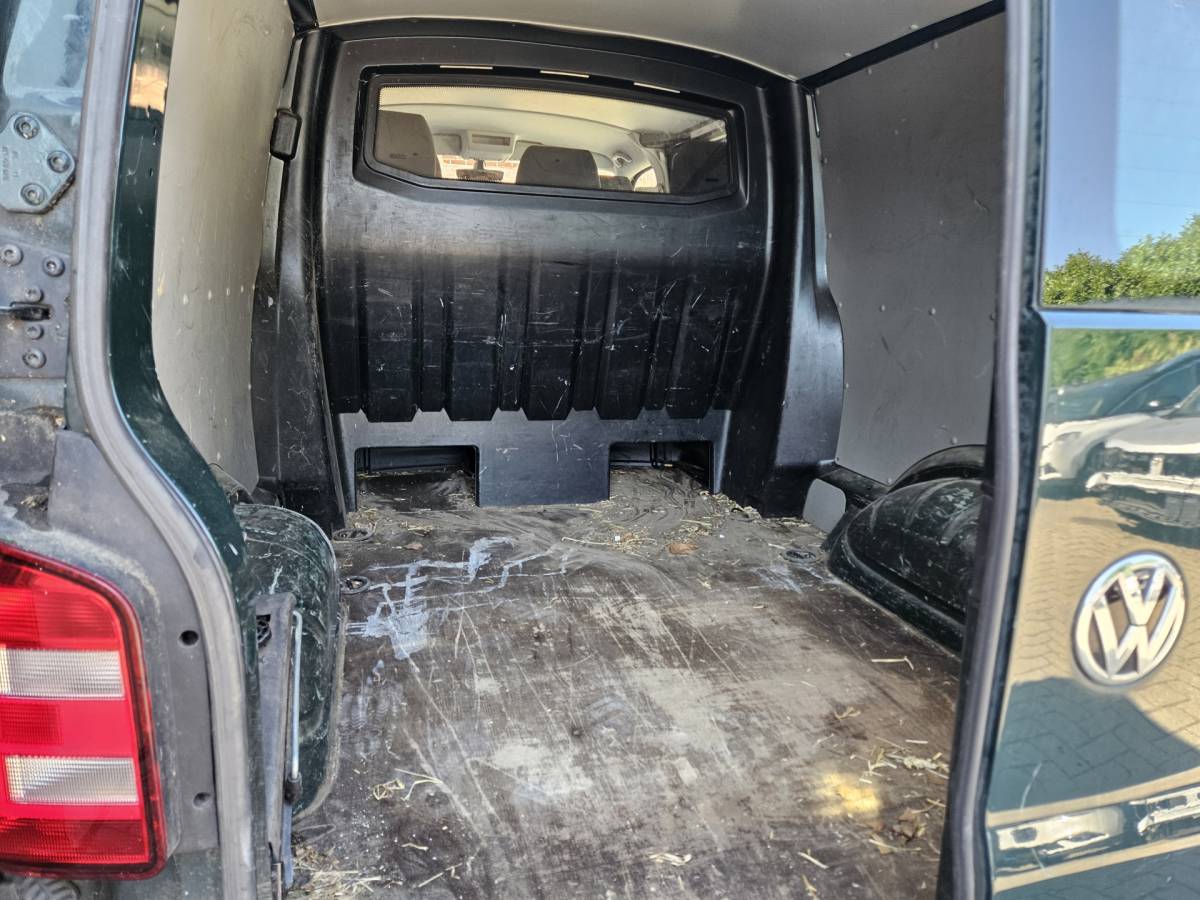 Volkswagen Transporter Volkswagen Transporter 2.0 TDI L2H1 DC Comfortline Plus