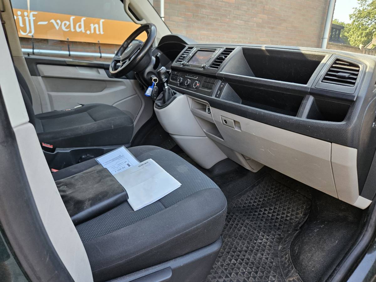 Volkswagen Transporter Volkswagen Transporter 2.0 TDI L2H1 DC Comfortline Plus