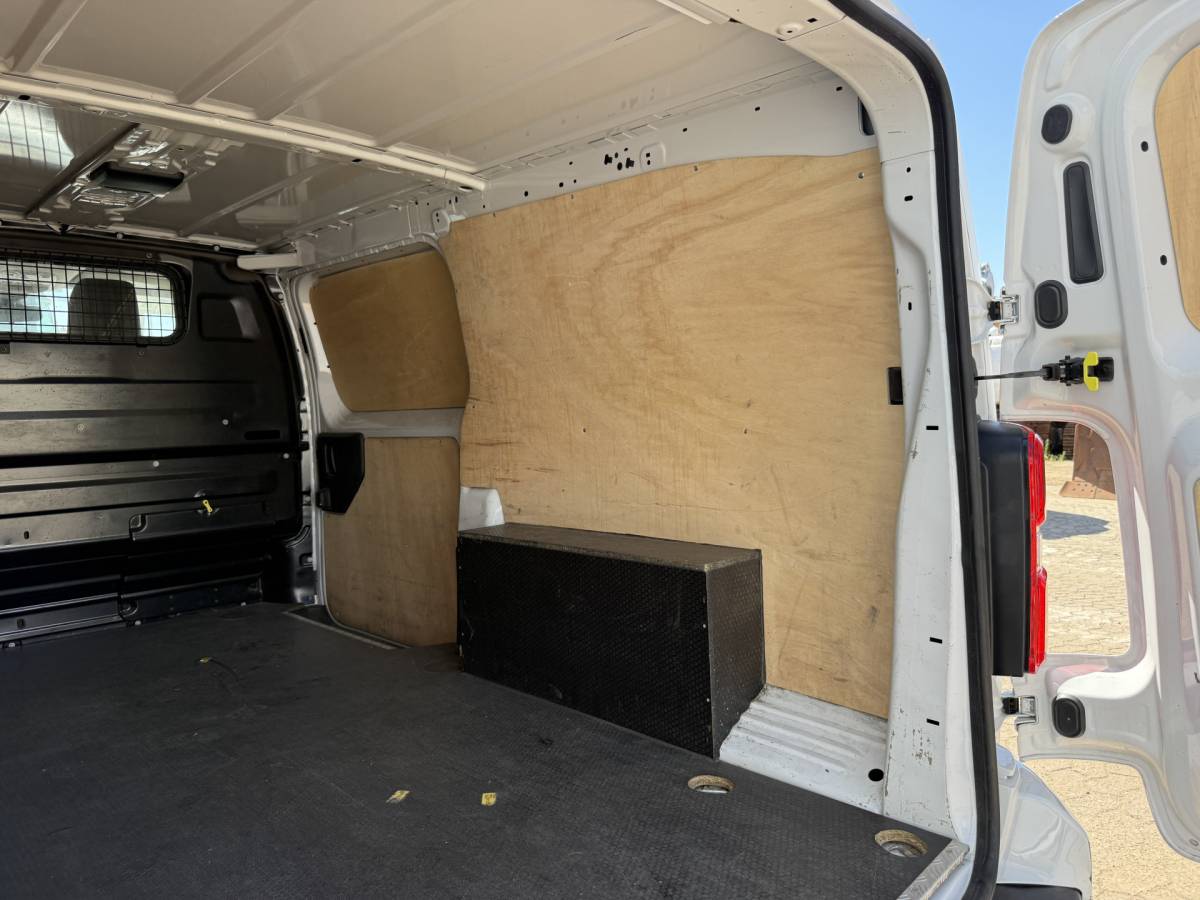 Toyota ProAce Toyota Toyota ProAce Electric 75kWh 136PK L2 Elektrisch 93.0% (SOH) 330km WLTP Cruise Control Climate Control Carplay 360° Camera Snelladen
