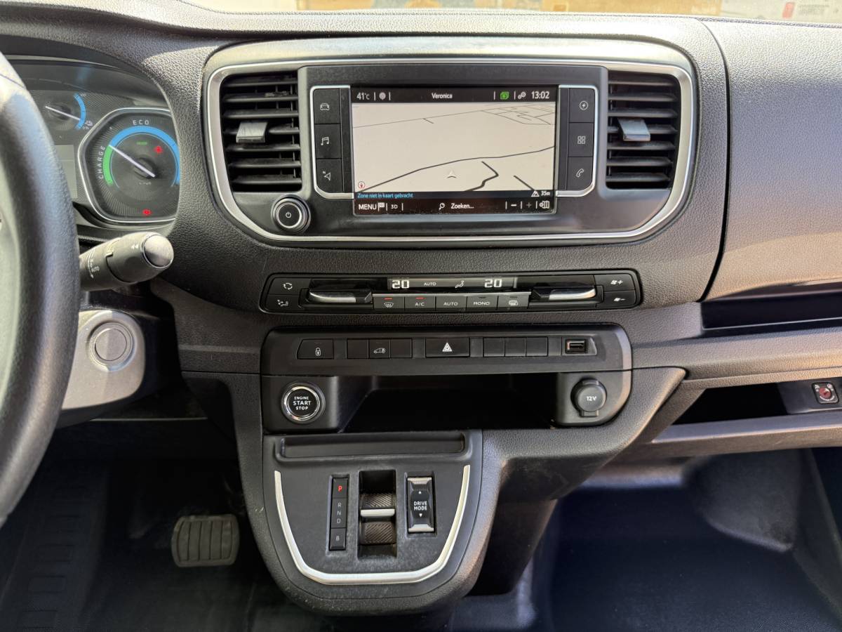 Toyota ProAce Toyota Toyota ProAce Electric 75kWh 136PK L2 Elektrisch 93.0% (SOH) 330km WLTP Cruise Control Climate Control Carplay 360° Camera Snelladen