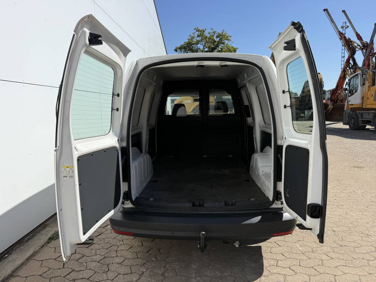 Volkswagen Caddy Volkswagen e-Caddy 37kWh 113PK L2 Elektrisch Caddy ABT Maxi 37,3kWh 159km WLTP LED Snelladen Trekhaak Airco Carplay Parkeersensoren Achter