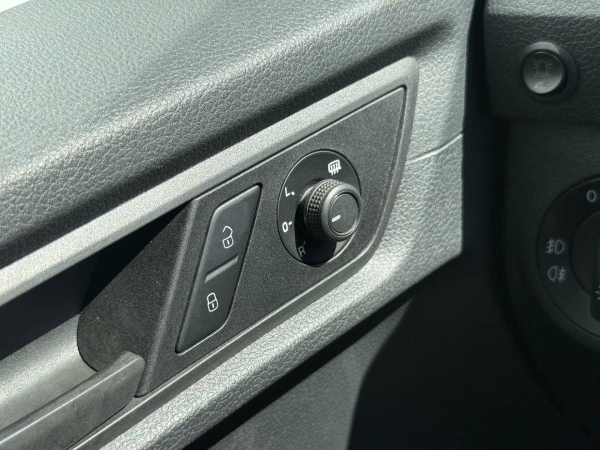 Volkswagen Caddy Volkswagen e-Caddy 37kWh 113PK L2 Elektrisch Caddy ABT Maxi 37,3kWh 159km WLTP LED Snelladen Trekhaak Airco Carplay Parkeersensoren Achter