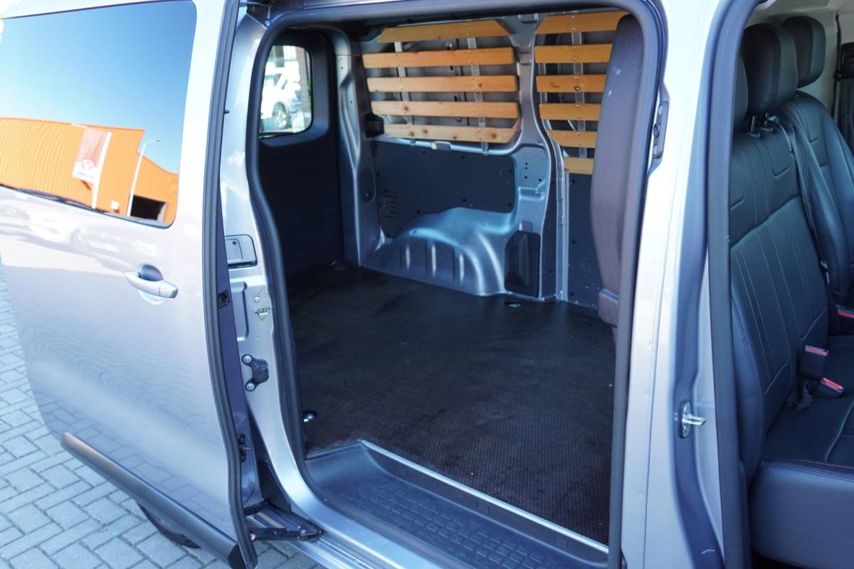 Toyota ProAce Toyota PROACE Worker 2.0 177PK Professional NAP/Navi/AA+ACP