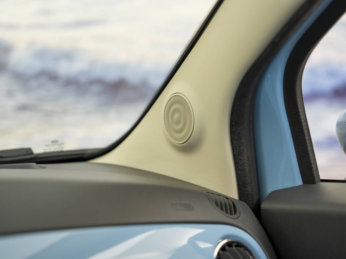 Fiat 500 Fiat 500 1.2 Lounge Babyblauw, incl garantie